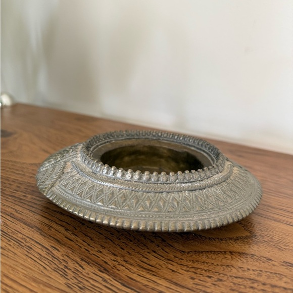 ANTIQUE AFRICAN OMANI BRONZE SLAVE BRACELET ANKLET REPURPOSED ASHTRAY - Picture 2 of 9